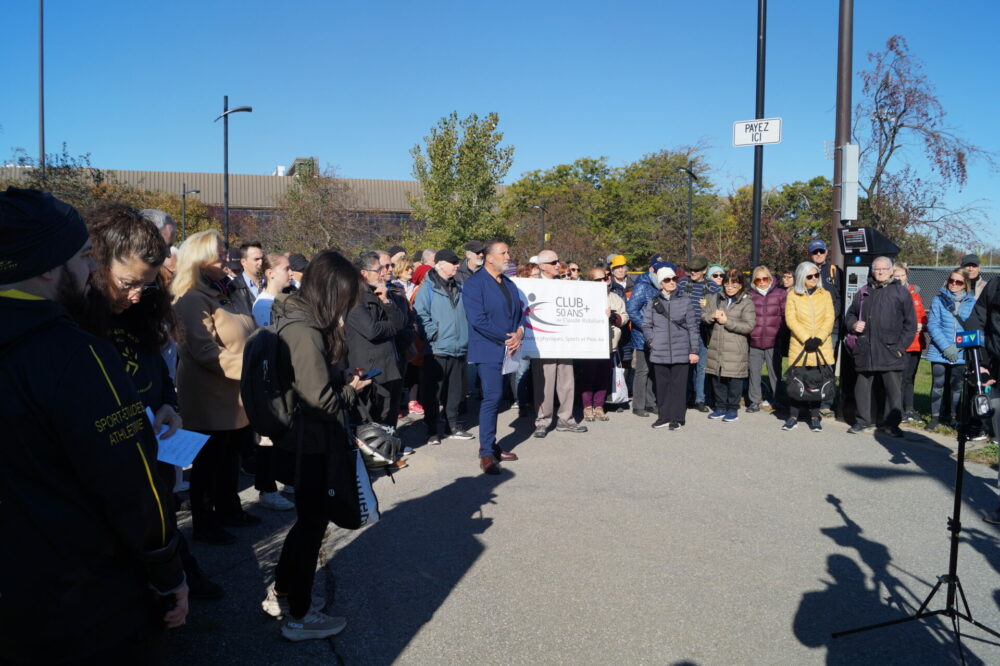 Ensemble Montréal veut rétablir la gratuité du stationnement au Complexe sportif Claude-Robillard