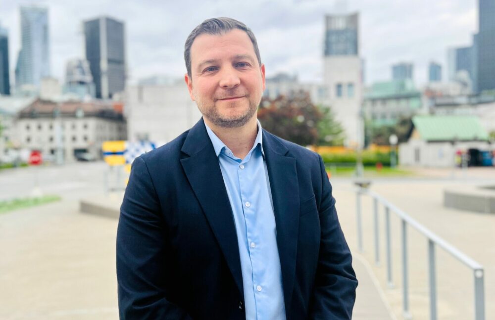Alexandre Teodoresco, Vice-president of strategic development and innovation at Les 7 Doigts and co-president of Entertain-AI, Alexandre is a leading figure in cultural innovation in Montreal and internationally.