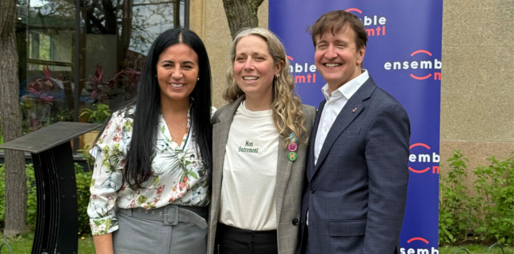Soraya Martinez Ferrada présente Caroline Braun à la mairie d’Outremont
